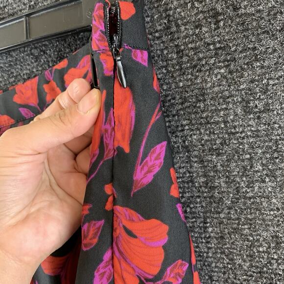 Forever 21 Women's Mini Skirt Flared A-Line Floral Black Red Size 29 - Picture 3 of 11